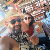 Ana e Carlos Ferreira, 46 e 37 anos, empreendedores